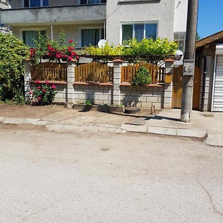 Hotel Къща За Гости Саня Kavarna Exterior foto